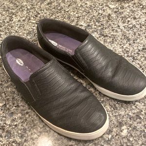 Slip on snake pattern Dr. Scholl's